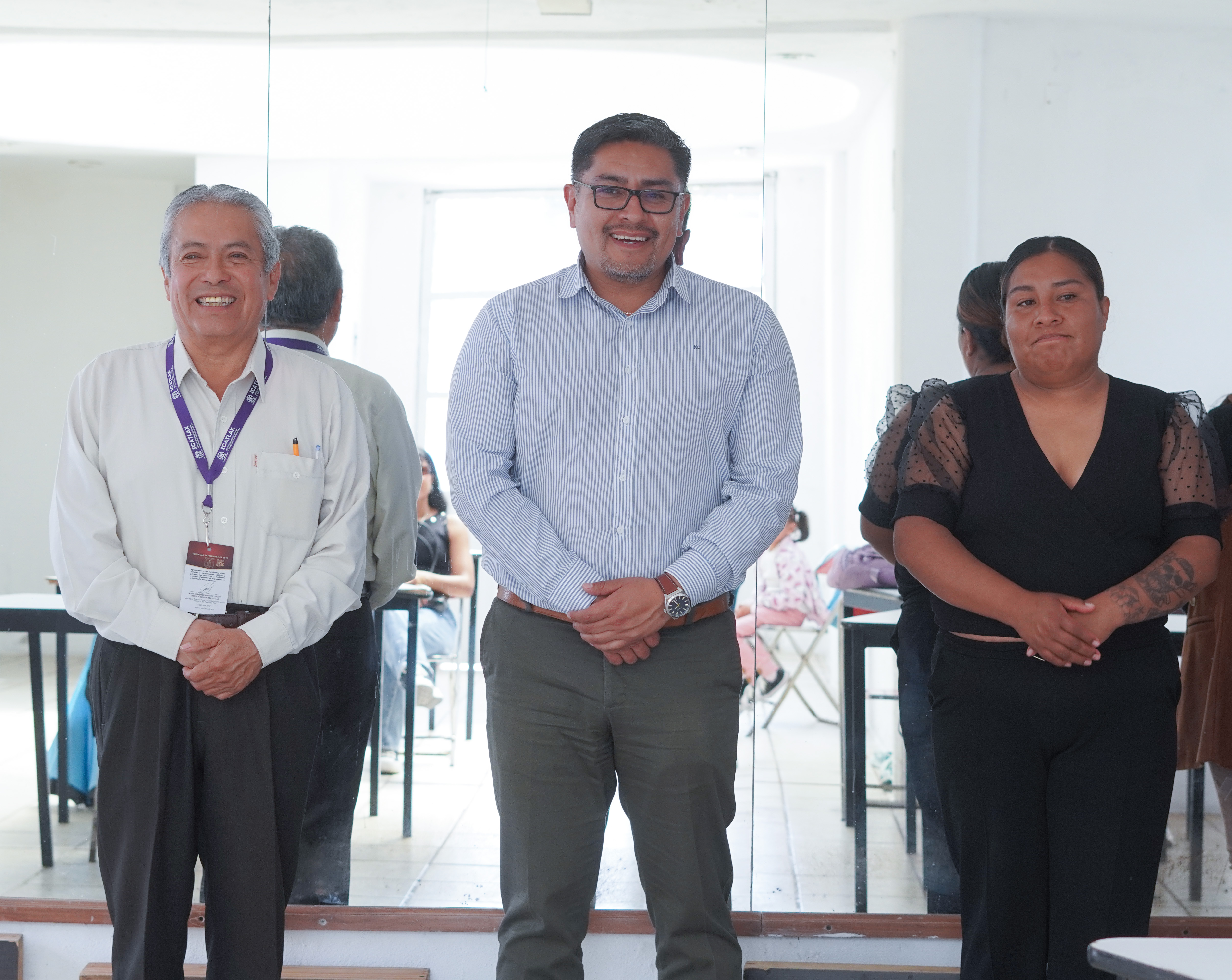 Inician cursos de aplicación de uñas en Zacatelco en coordinación con ICATLAX